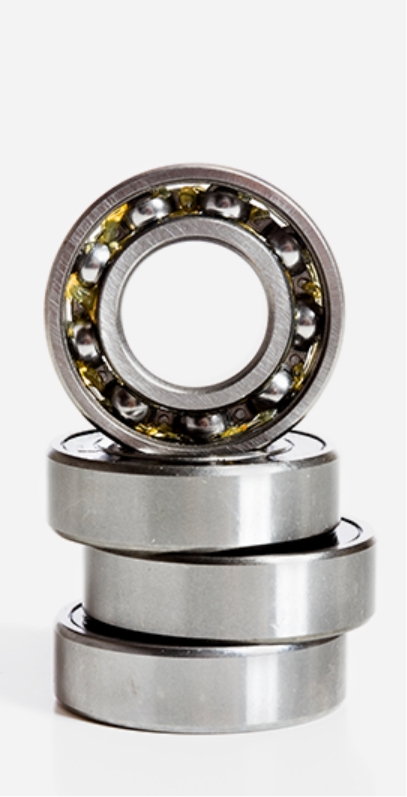 Cztery łożyska kulkowe ułożone jedno na drugim.